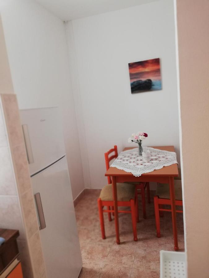 Apartment Basic Petrcane Εξωτερικό φωτογραφία