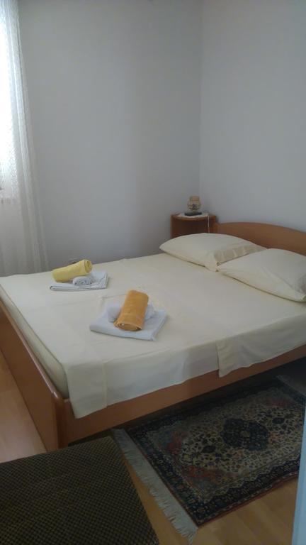 Apartment Basic Petrcane Εξωτερικό φωτογραφία