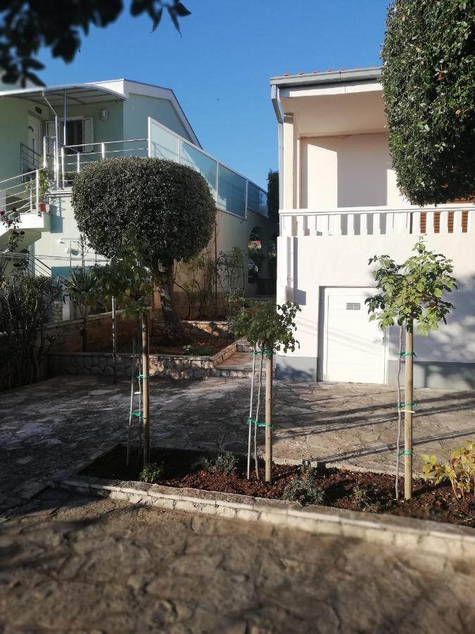 Apartment Basic Petrcane Εξωτερικό φωτογραφία